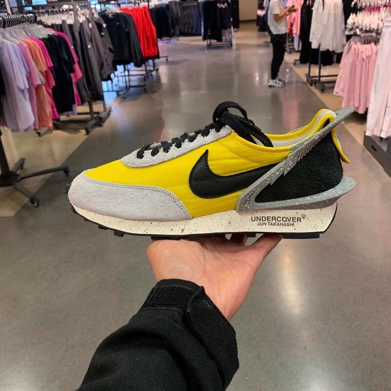 Nike UNDERCOVER x Daybreak 高桥盾联名跑步鞋男 BV4594-700