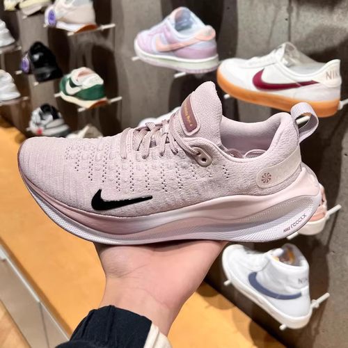 耐克新款女鞋REACTX INFINITY RUN 4运动鞋支撑跑步鞋DR2670-010