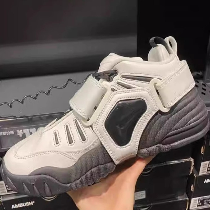 NIKE/耐克运动鞋男女AMBUSH联名款防滑减震低帮篮球鞋 DM8465-100