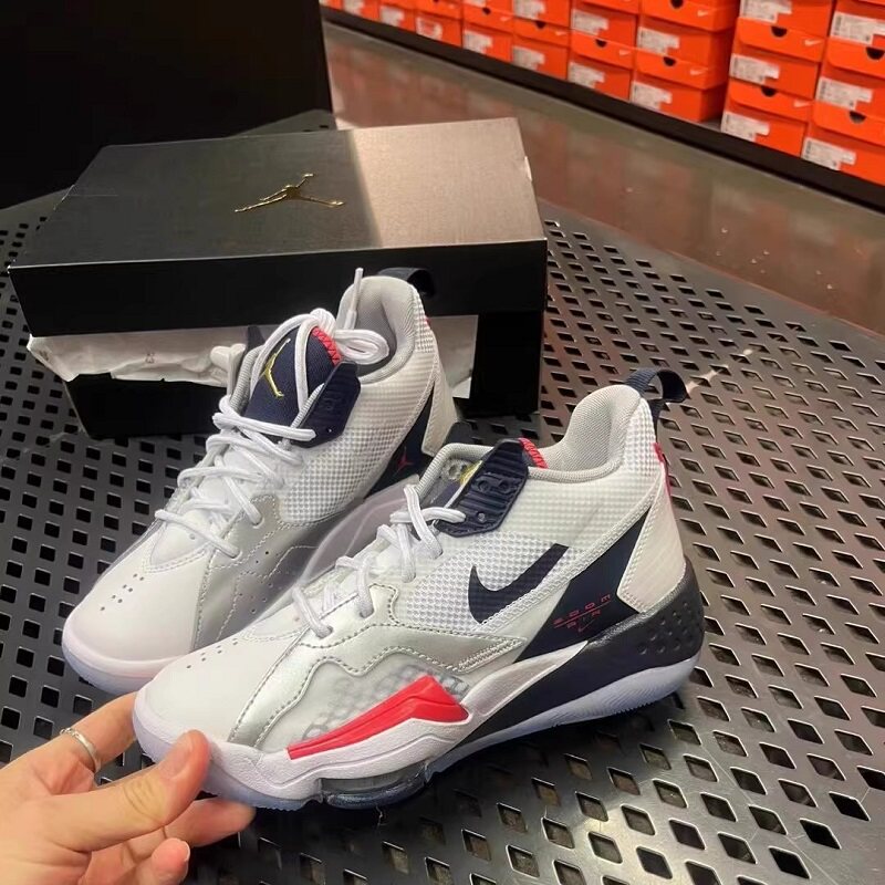 NIKE耐克JORDAN ZOOM '92 (GS)大童气垫缓震运动篮球鞋CN9138-101