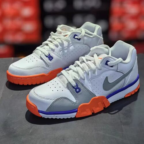 Nike/耐克2024新款男子白红蓝透气缓震复古休闲运动鞋CQ9182-103