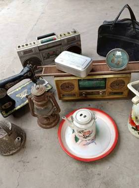 复古怀旧录音机闹钟茶壶茶盘组合