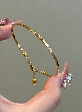 极细百搭高级复古铃铛吊牌手镯