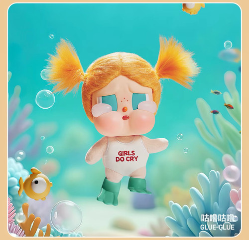 POPMART泡泡玛特CRYBABY Vacation Mode On 哭娃度假搪胶毛绒挂件