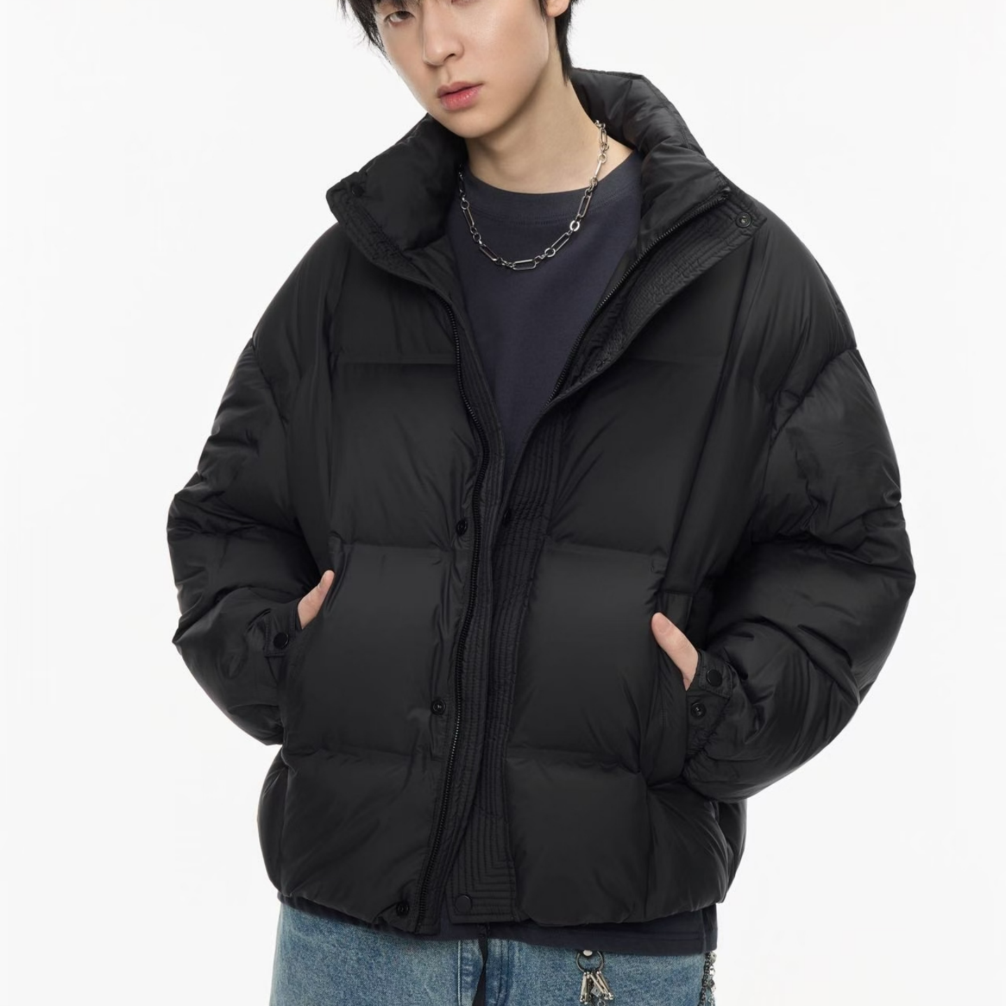 ONE77泡芙极简风短款羽绒服