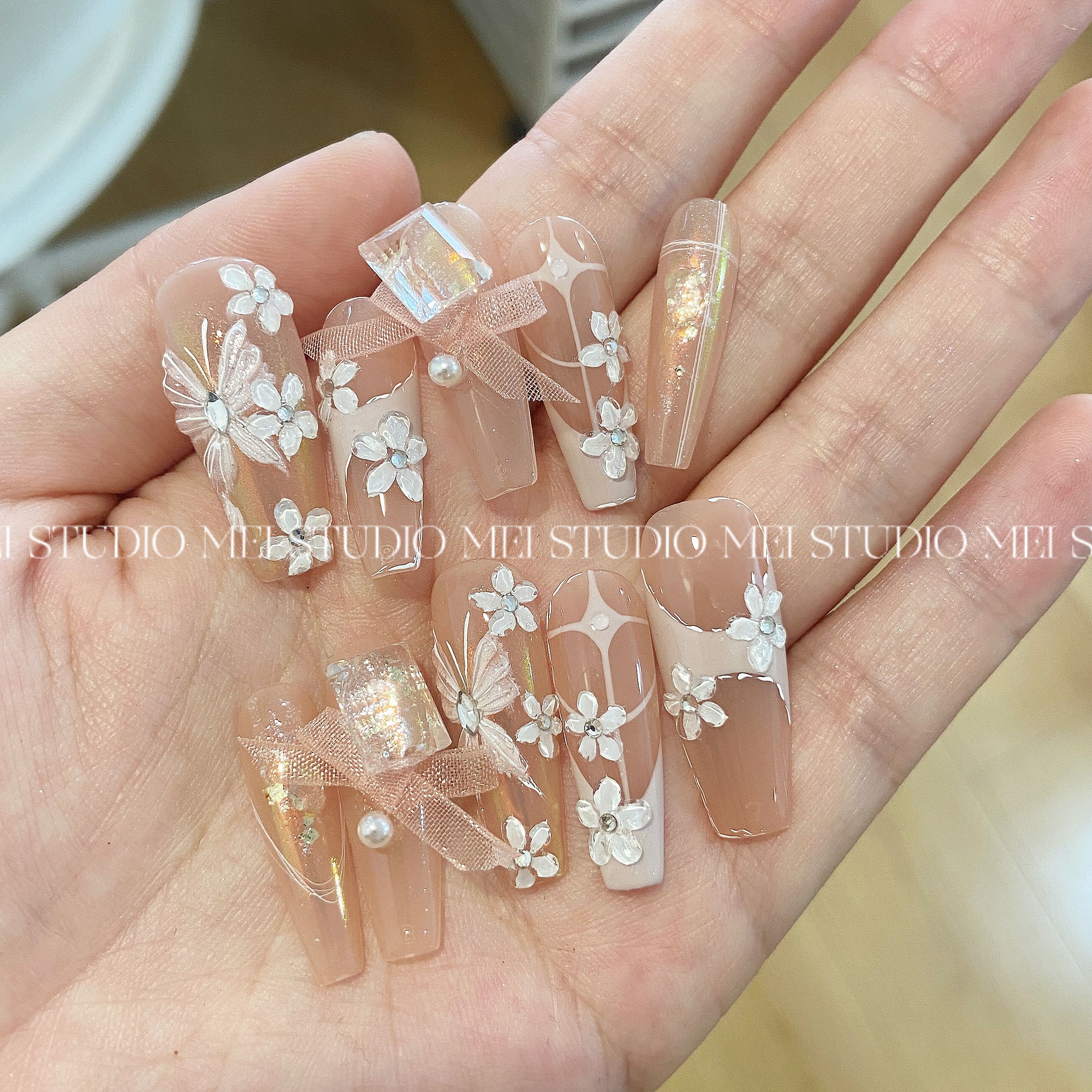 蝴蝶花窗 | 裸色美甲立体花纯手工定制穿戴甲成品实拍