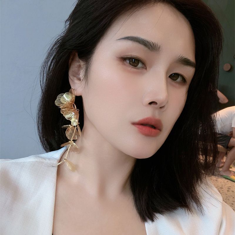 欧美风夸张18K金鱼尾花朵大耳环潮设计感复古走秀风个性长耳饰品