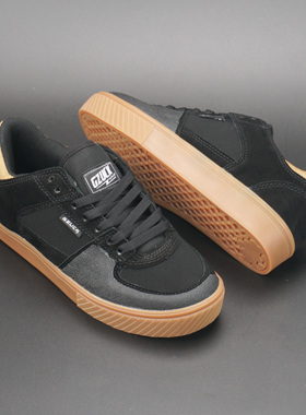 几朱可G-011B多元色潮流超临界减震耐磨牛反毛中帮春季滑板鞋男女