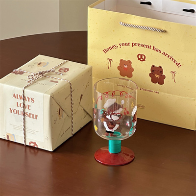 复古手绘卡通熊玻璃高脚杯