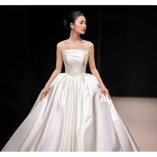 满庭芳同款宫廷缎面婚纱2026新娘新款高级质感抹胸大拖尾主婚纱女