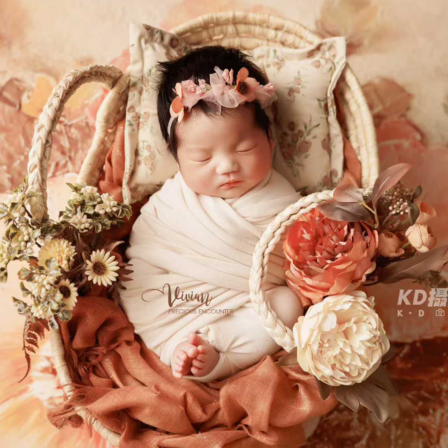 新生儿写真包裹主题 影楼宝宝照 婴儿月子照头饰筐篮KD摄影道具