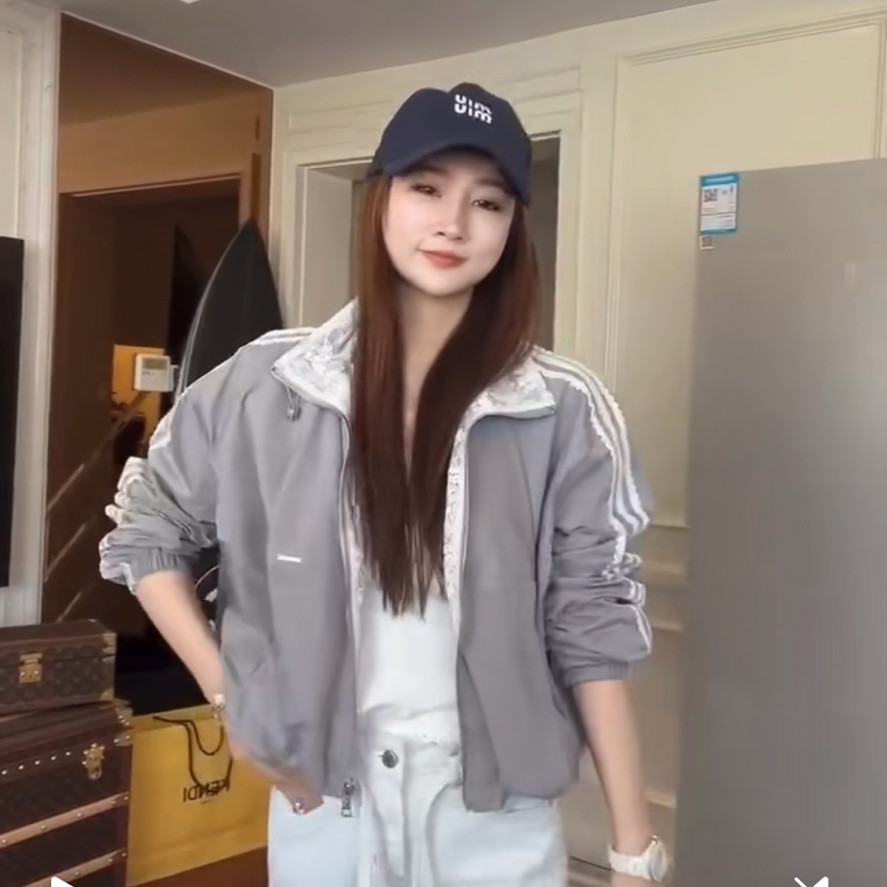 小众设计感时尚蕾丝花边立领外套