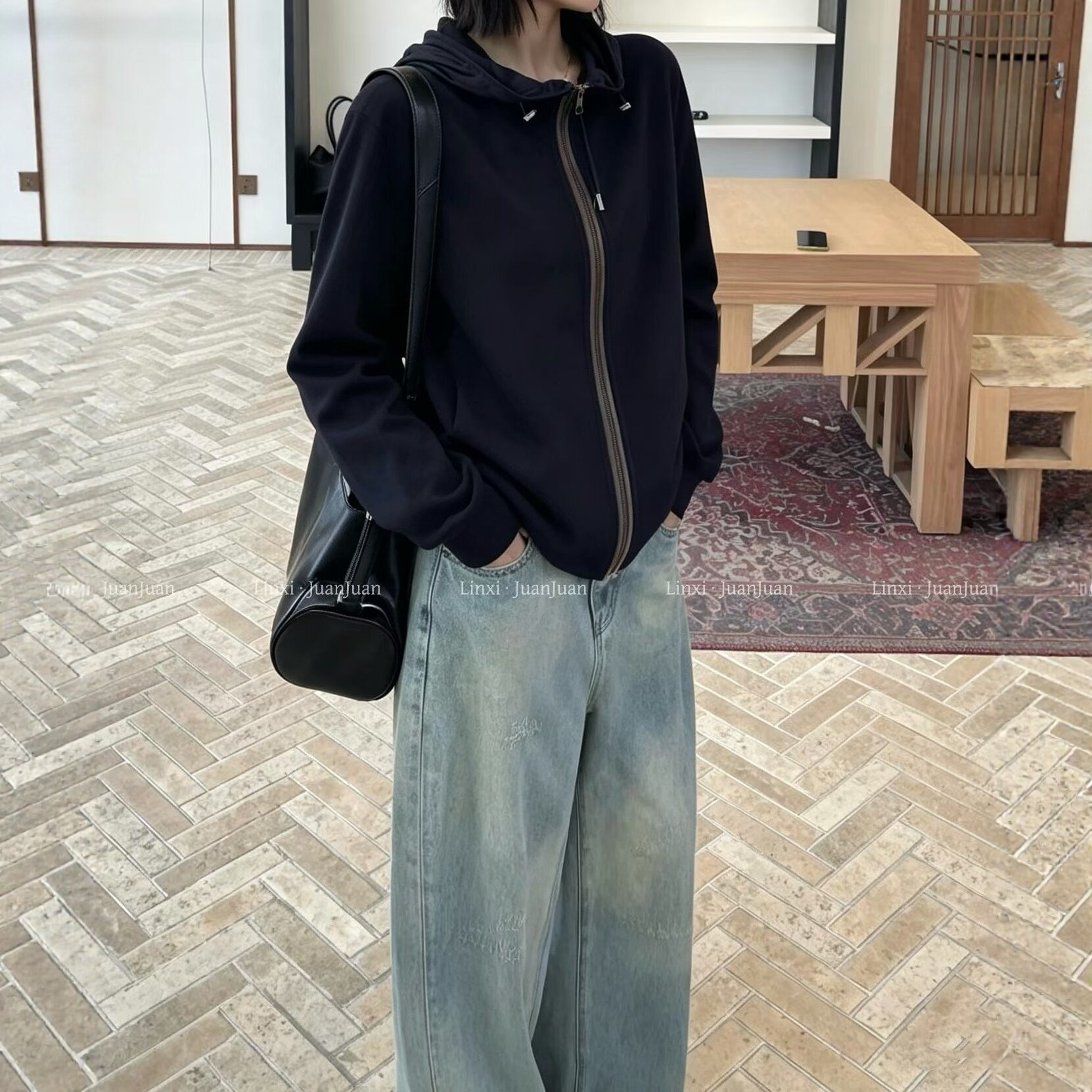 韩版时尚百搭显瘦连帽拉链短外套