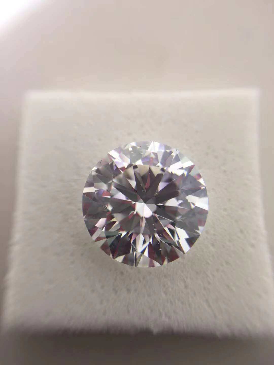 天然钻石1.81克拉d色si1净度3ex切工无荧光无奶无咖