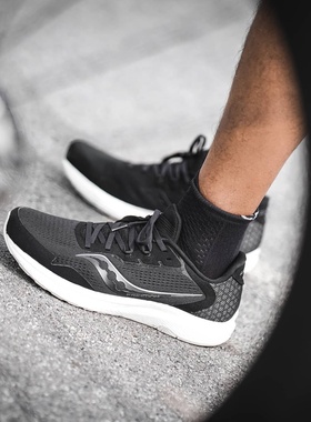 Saucony索康尼 FREEDOM 4 3 ISO 2 自由4 男款轻量缓震跑步鞋体测