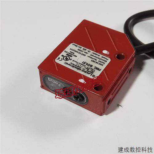议价LEUZE劳易测带偏振光片镜反射型光电感测器PRKL 8/24.91