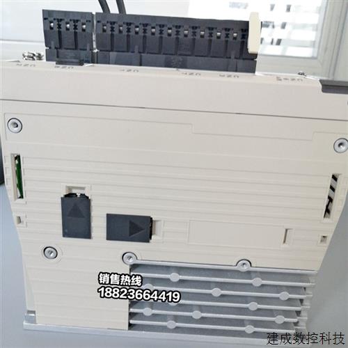 议价SGDD-08AM4B--RY2 安川驱动器全新质保一年现货包邮欢迎询价