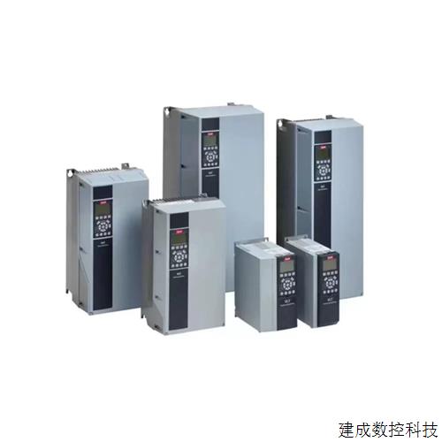 议价全新丹佛斯变频器FC-302P7K5T5E20H1BGCXXXSXXXXA0BXC4XXXDX