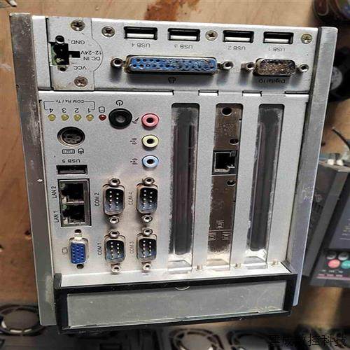 议价研华ARK-5260工控主机拍前询价