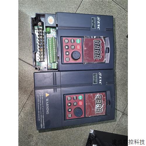 议价易能变频器 实物拍摄 功能包好 成色漂亮 EDS1000--