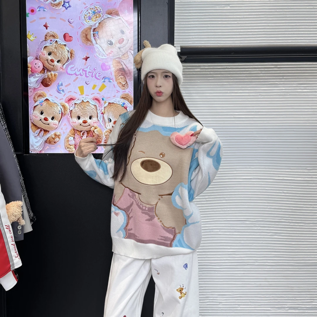 小熊圆领针织套头毛衣
