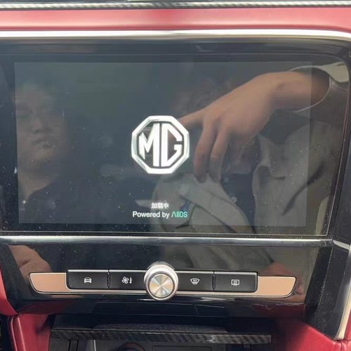 名爵zsmg6hs斑马车机卡标不开机