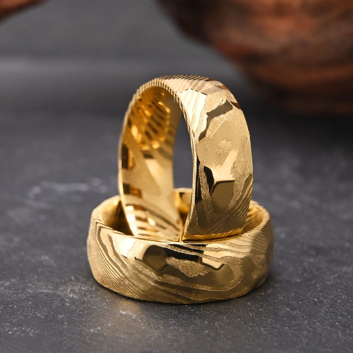 8MM Golden Damascus steel ring Fashion Jewelry?Hammered?