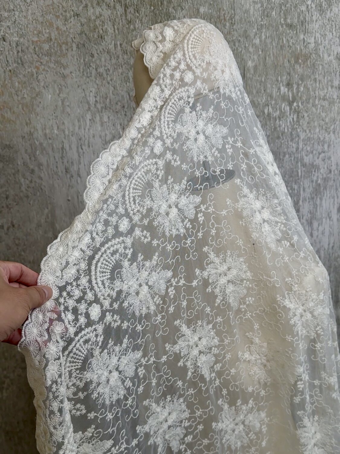 米色棉线刺绣蕾丝网纱面料服装婚纱礼服设计师辅料复古Diy布料