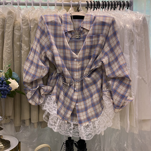 2026春季新款韩版宽松显瘦格子长袖衬衫女设计感蕾丝拼接薄款上衣