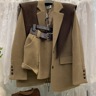 外套A字半身裙配披肩三件套 气质加棉毛呢西装 韩系小个子新款 时尚