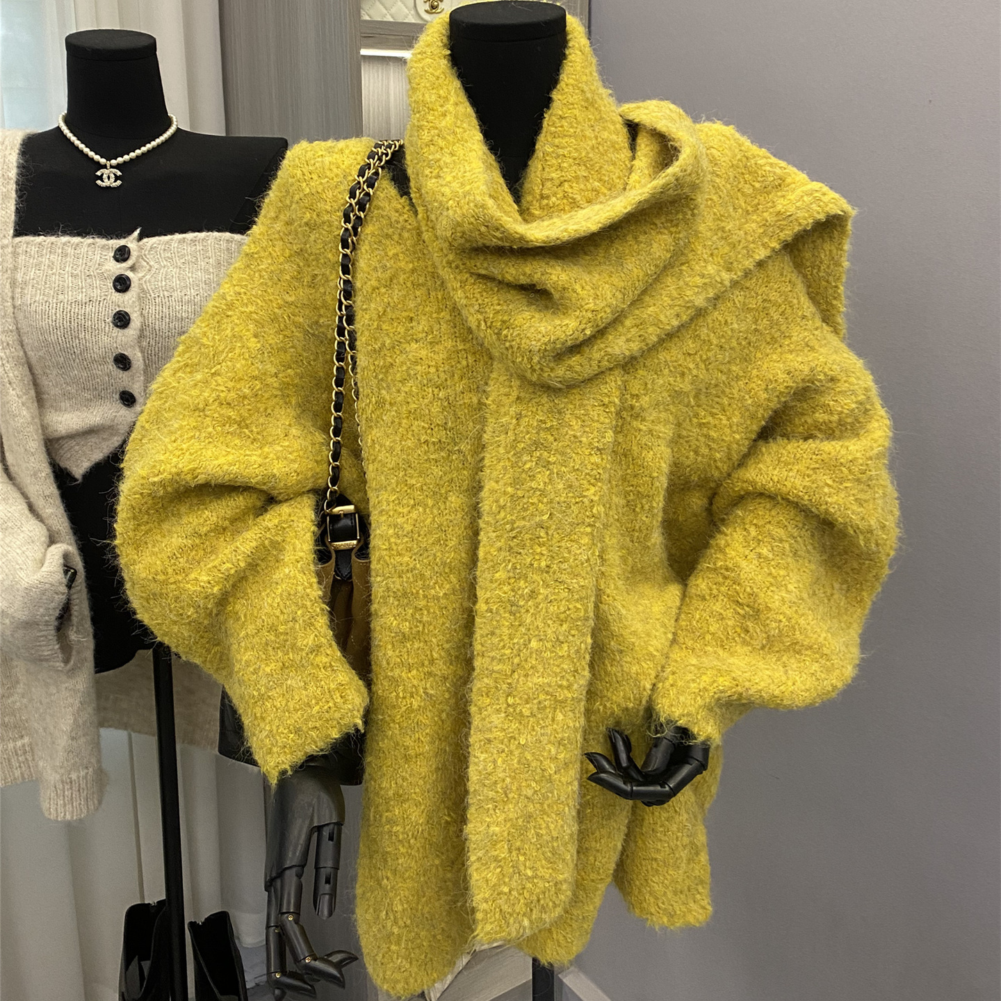 韩系新款温柔慵懒V领长袖毛衣纯色宽松针织衫上衣配围巾保暖套装