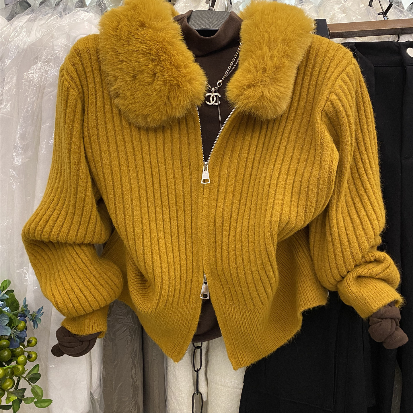 毛毛领拉链针织毛衣开衫短款外套