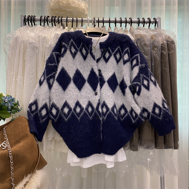 马海毛菱形格针织开衫毛衣外套女