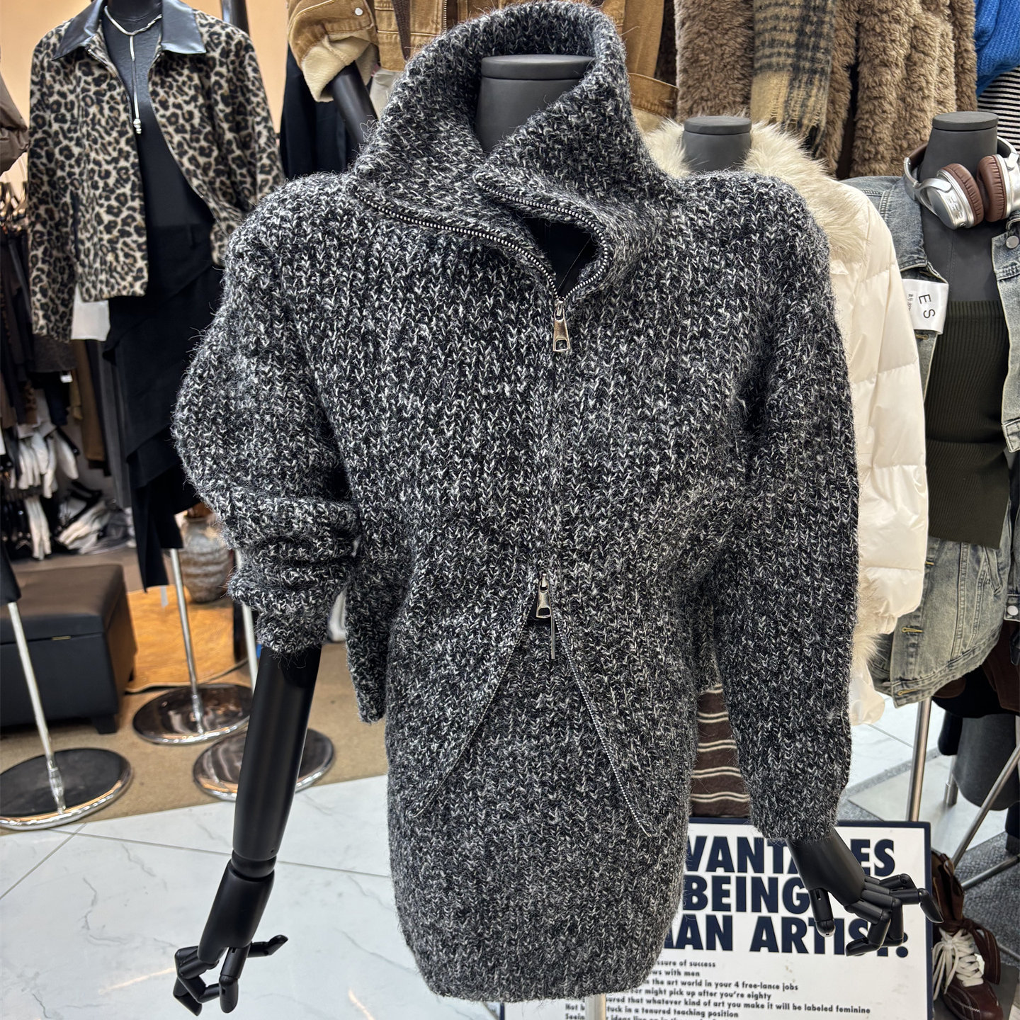 高领拉链毛衣外套包臀短裙两件套