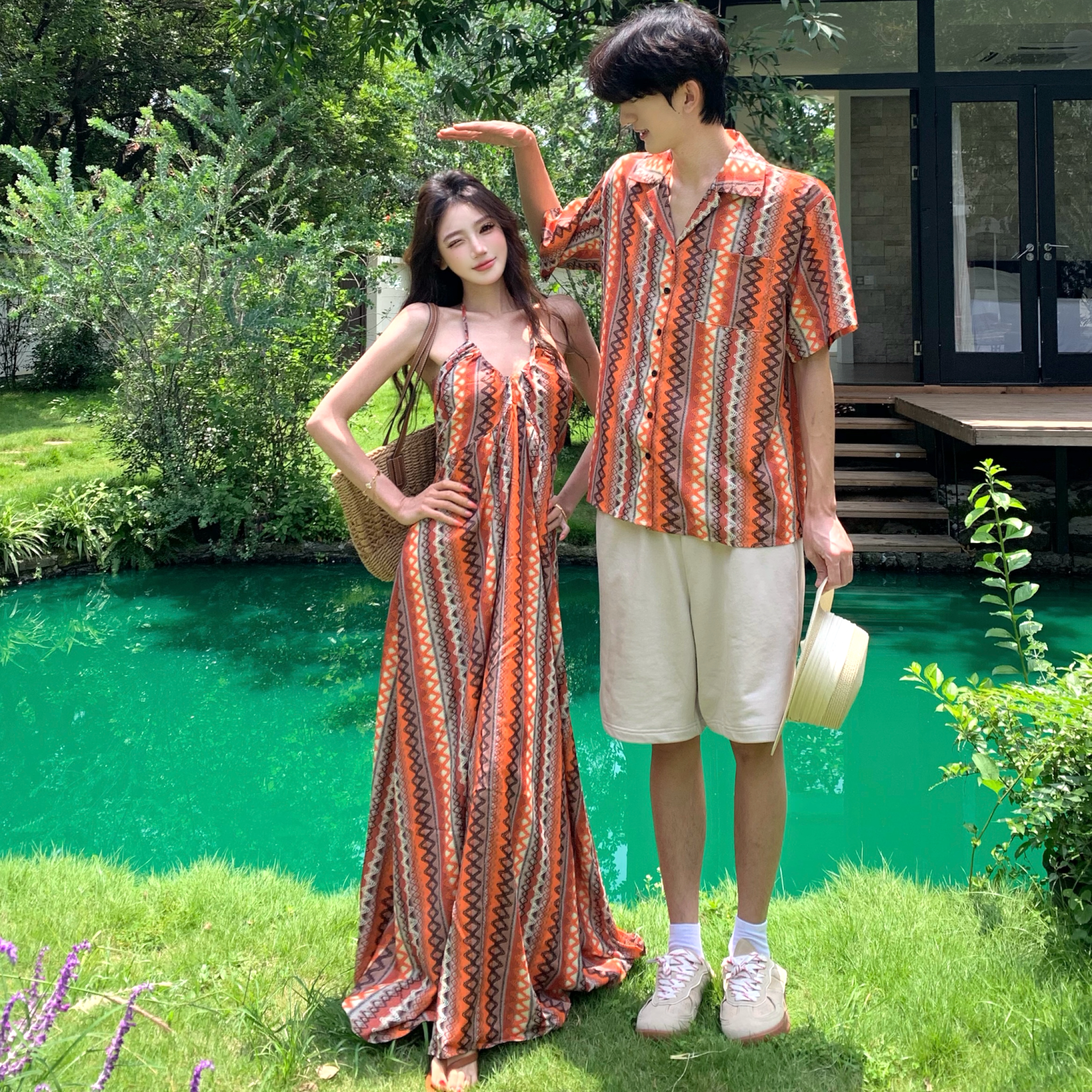 高级感情侣装夏季法式挂脖吊带连衣裙海边三亚度假风沙滩度假衬衫