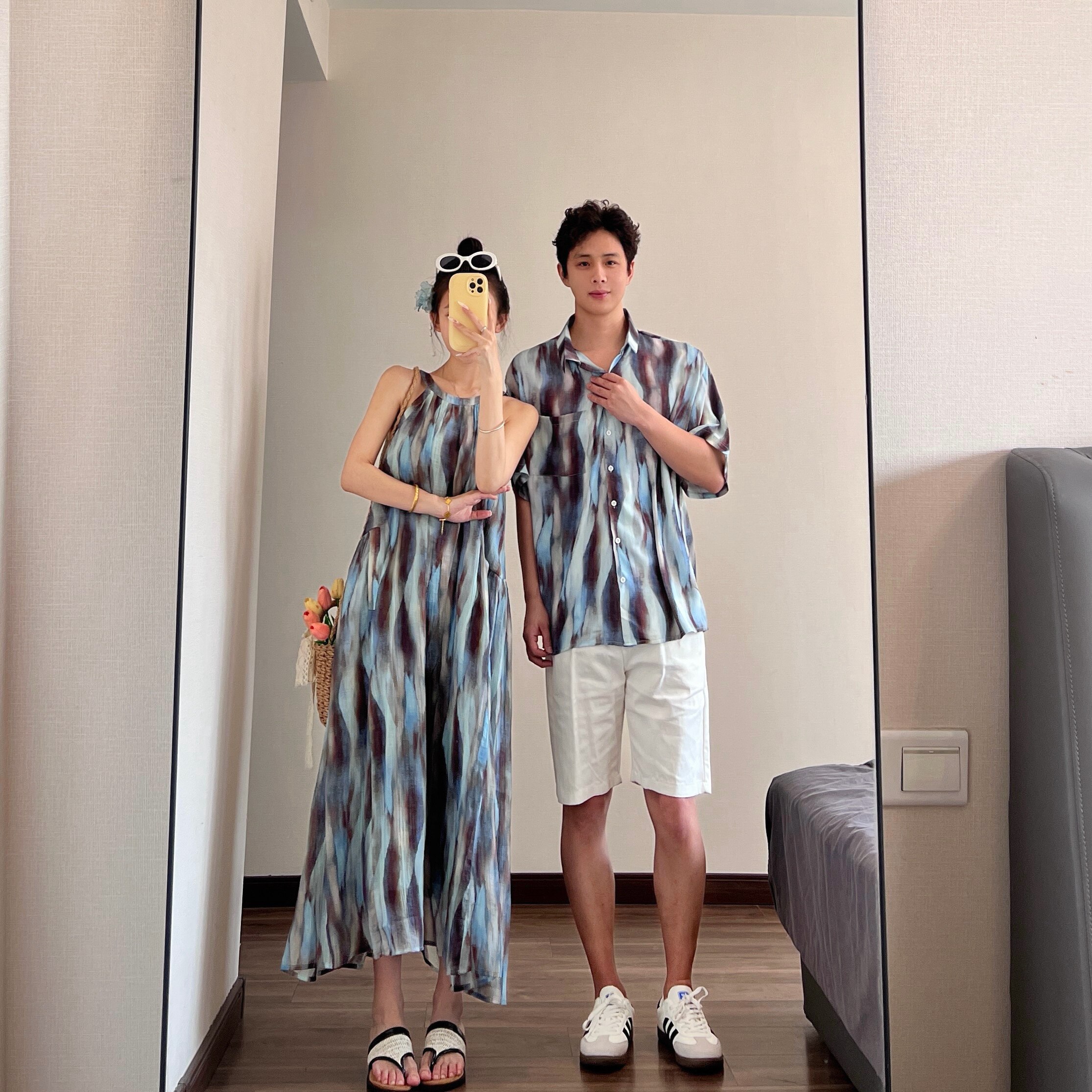 情侣装2026夏季设计感晕染挂脖连衣裙海边度假风吊带长裙一裙一衣