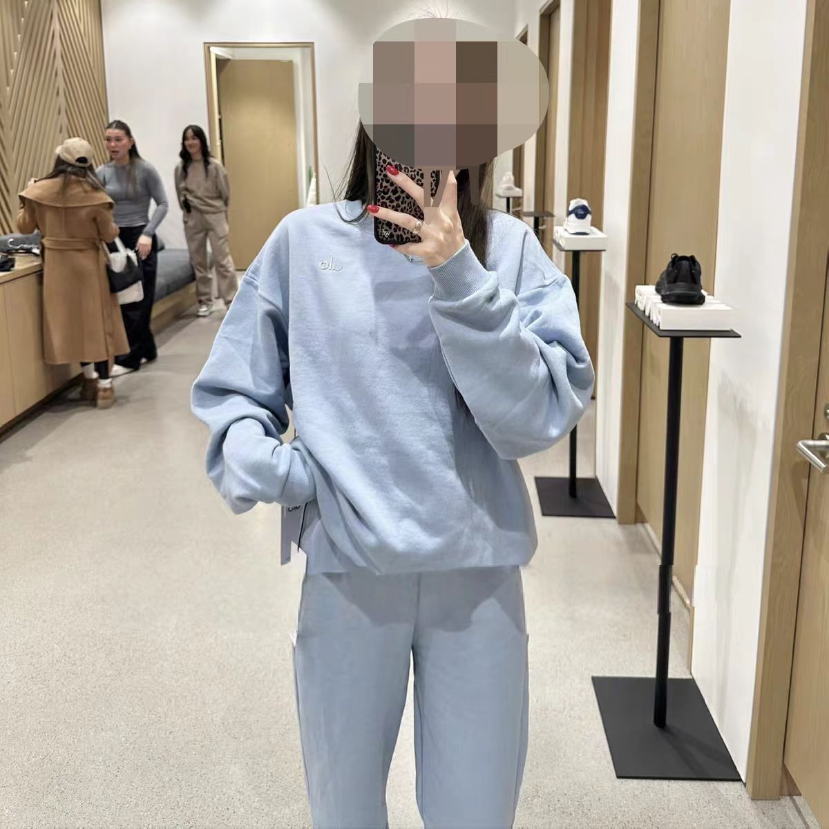 美国阿洛纯色字母印花运动套装