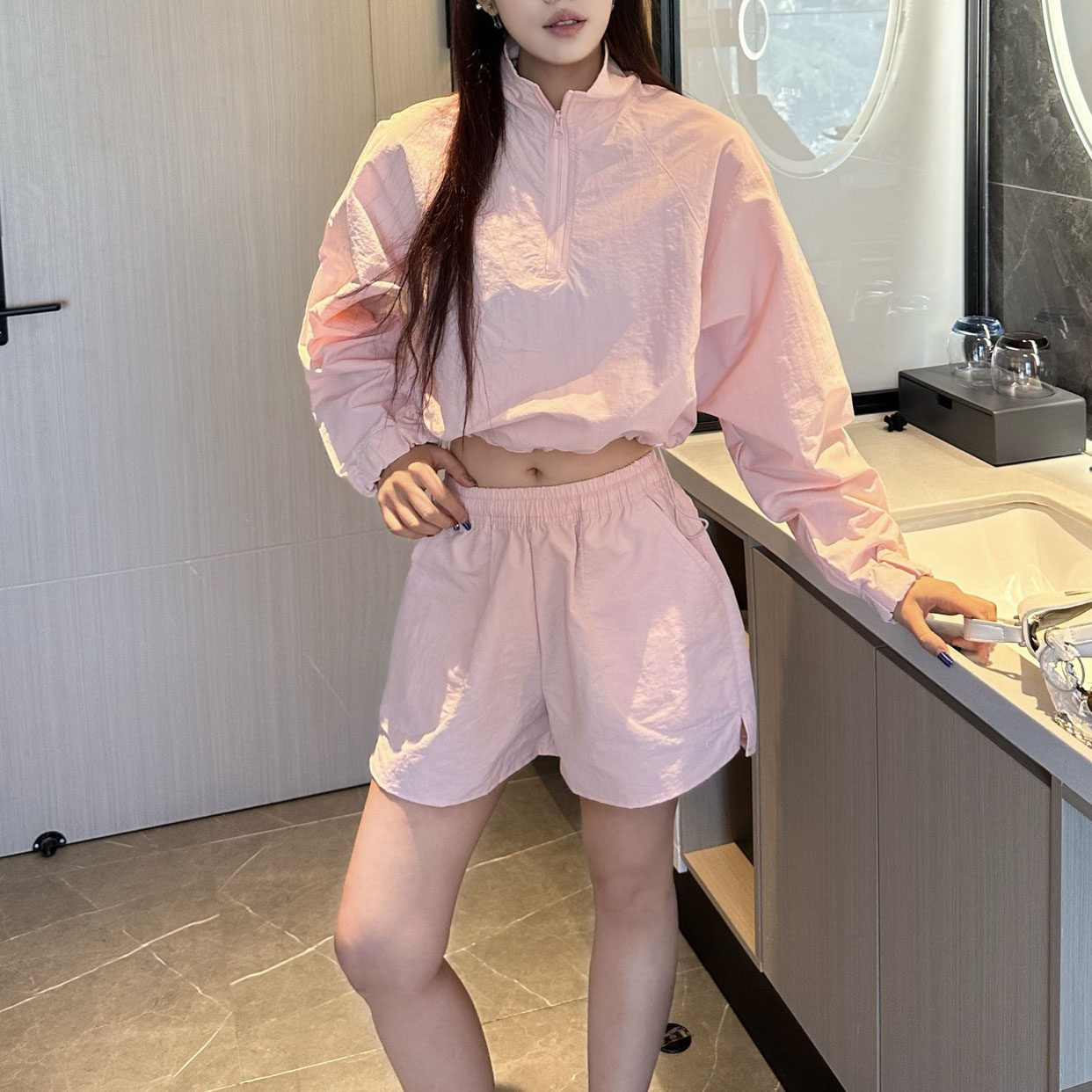 北美A家防晒套装夏立领长袖半拉链卫衣高腰透气三分开叉运动短裤