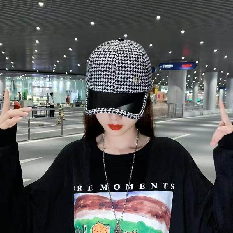 秋冬新款帽子女时尚千鸟格棒球帽英伦复古休闲百搭保暖弯檐鸭舌帽