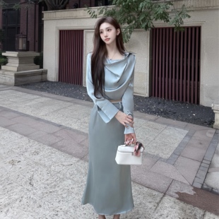 天鹅公主气质感套装蓝色缎面翻领衬衫女性感包臀鱼尾半身裙两件套