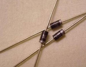 全新原装 5W 稳压二极管 1N5359B IN5359 24V 直插大功率稳压管