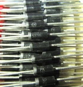 全新原装 5W稳压二极管 1N5378B IN5378 100V 直插大功率稳压