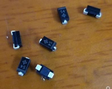 全新原装 贴片肖特基二极管 SS520 SR5200 SB5200 5A 200V