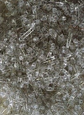 5MM LED灯 发光灯 发白光 黄光 橙光 混装一包500个=8.8元