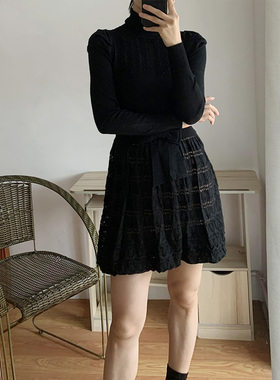 【清仓】秋冬赫本风高领黑色羊毛针织连衣裙修身显瘦打底短裙长袖