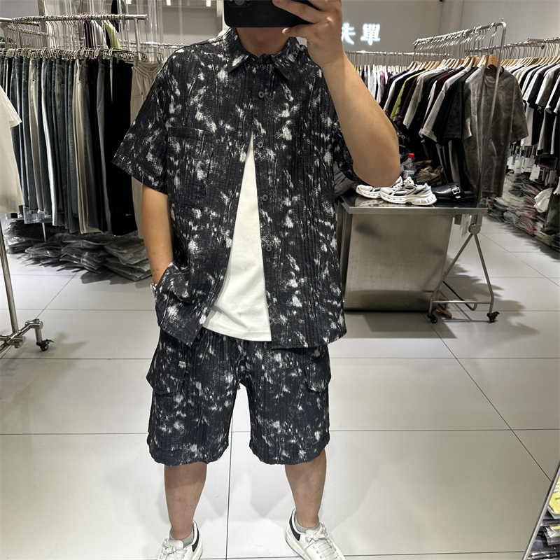 2025夏季新款男士出游休闲衬衫套装宽松垂感高级莱赛尔满花短裤潮