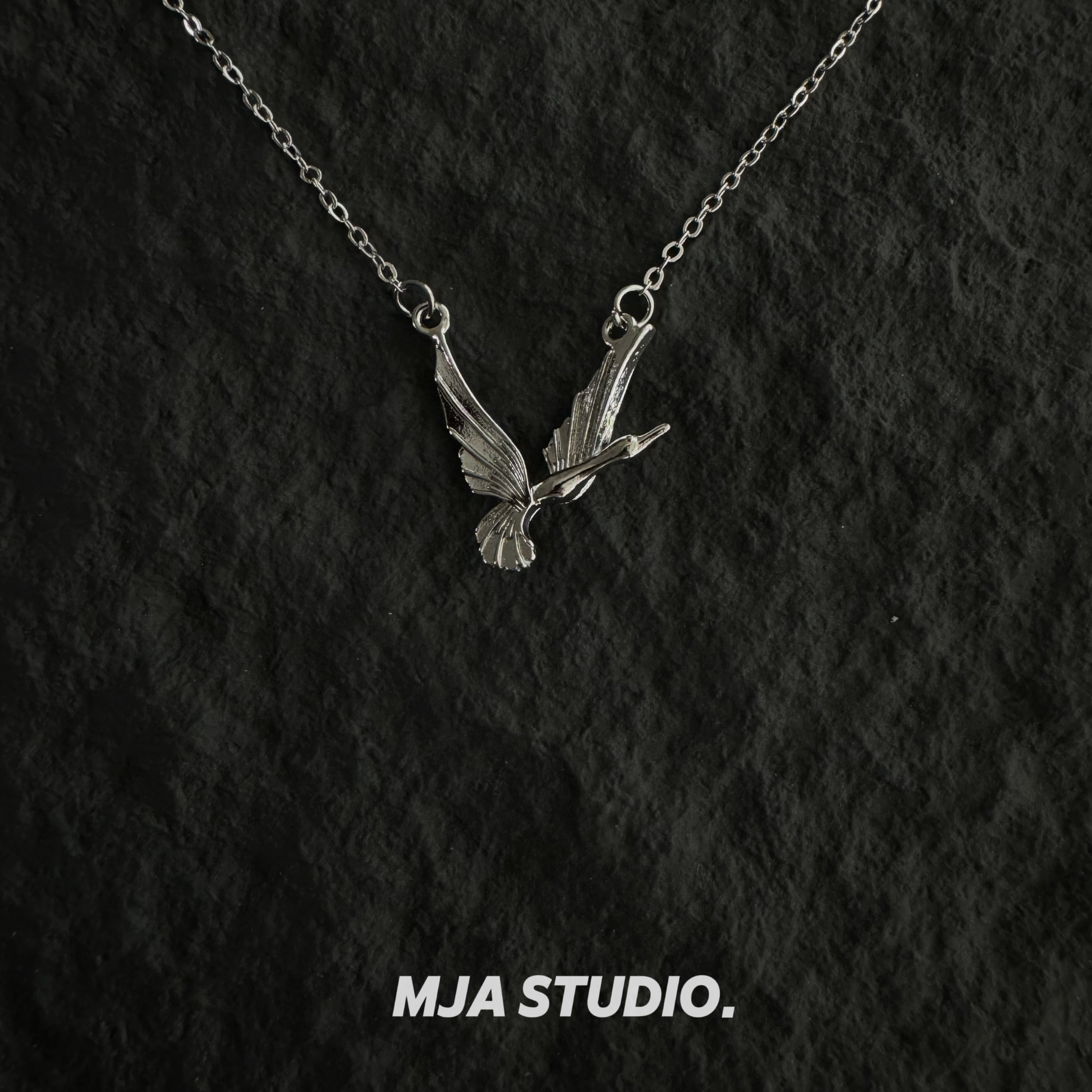 Vintage古着展翅女生简约项链