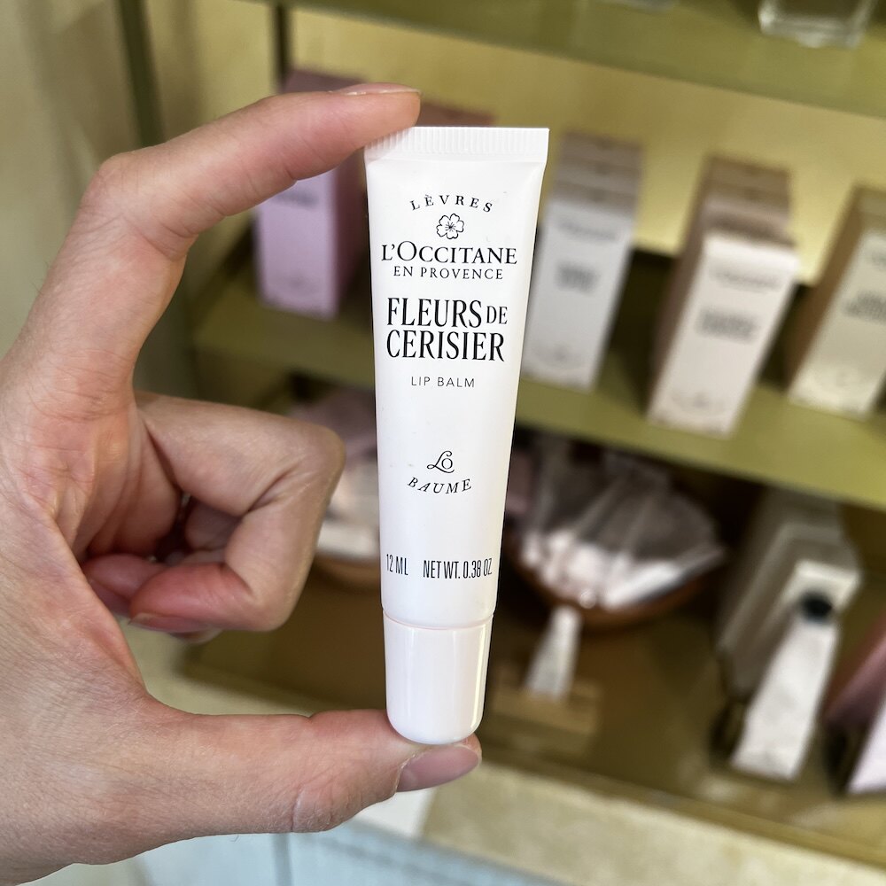 法国欧舒丹乳木果樱花玫瑰润唇膏12ml多种味道