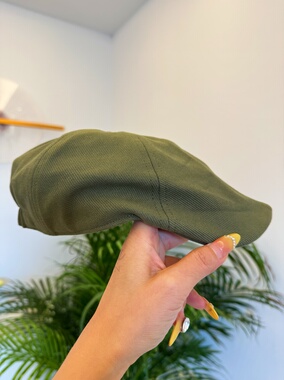 苗与木绿色时尚复古鸭舌帽2025高品港风街头潮流前进帽百搭贝雷帽