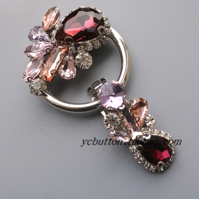 貂皮领口纽扣鸭嘴扣女草奢华搭纽